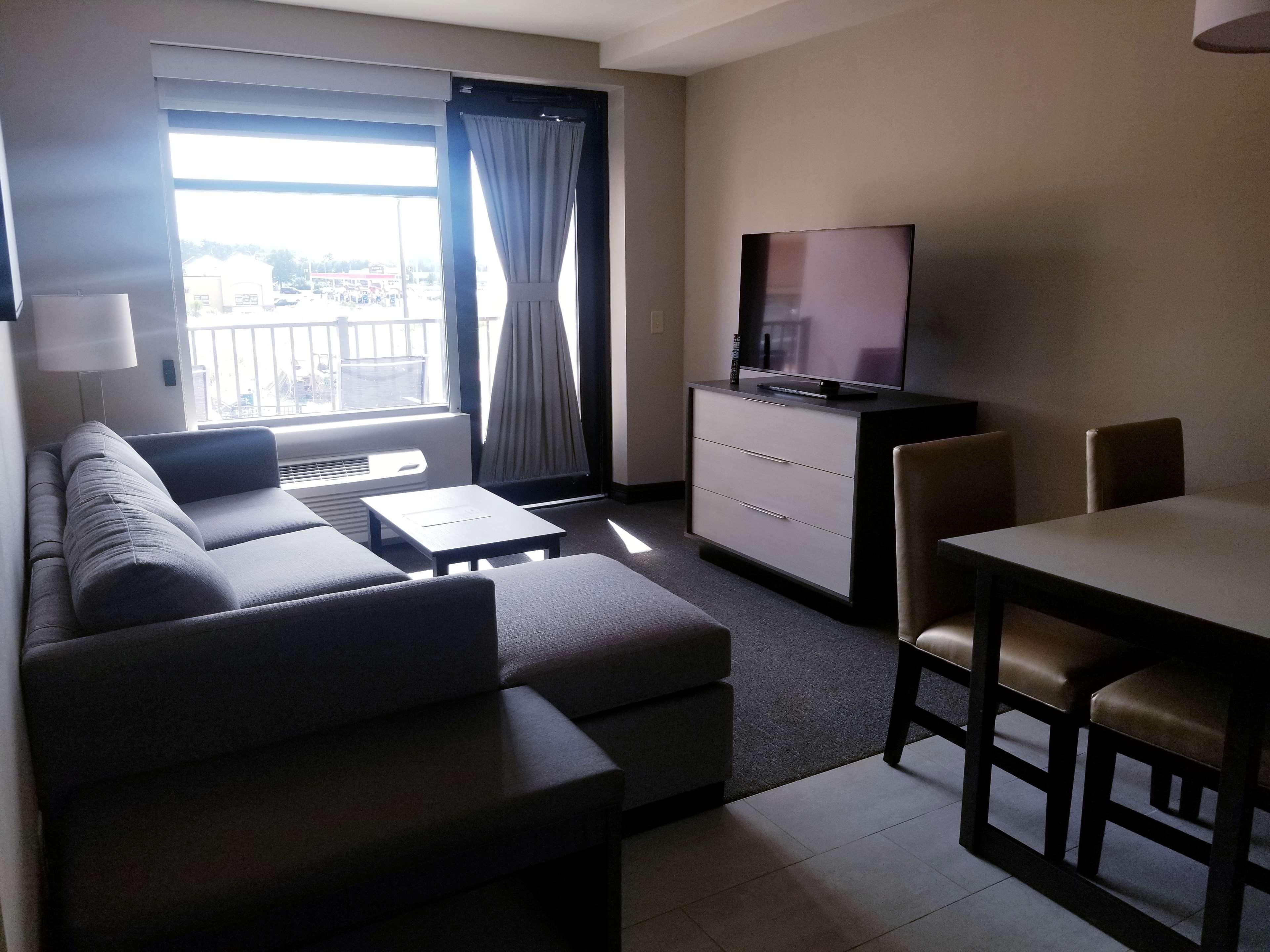 Best Western Plus Executive Residency Rigby'S Water World Hotel Уорнер-Робинс Экстерьер фото