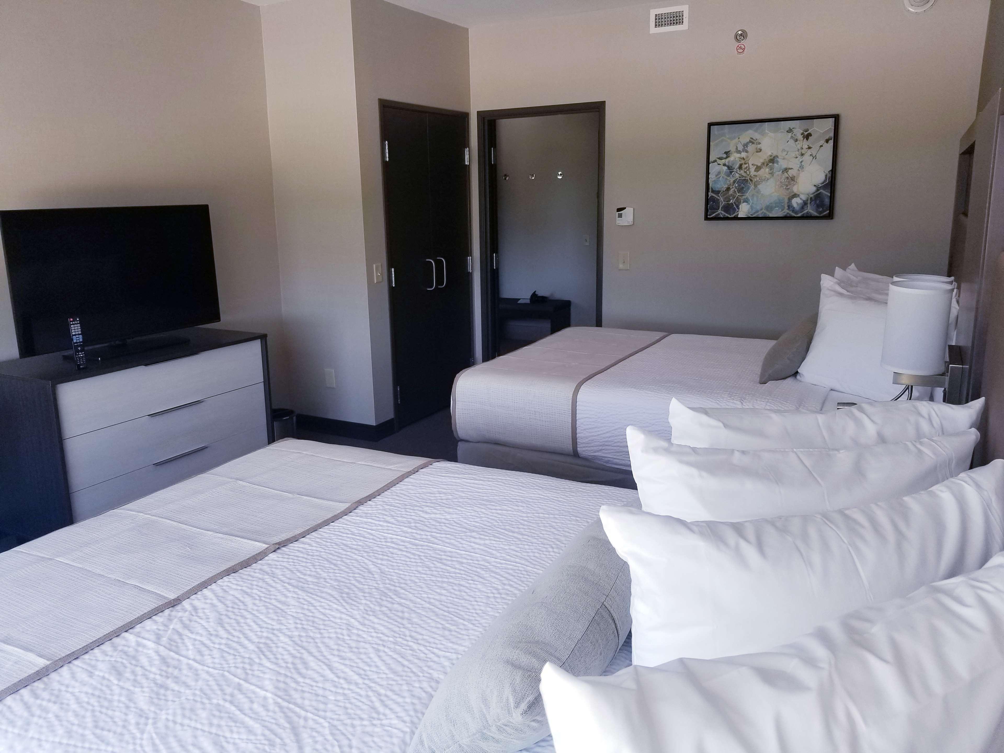 Best Western Plus Executive Residency Rigby'S Water World Hotel Уорнер-Робинс Экстерьер фото