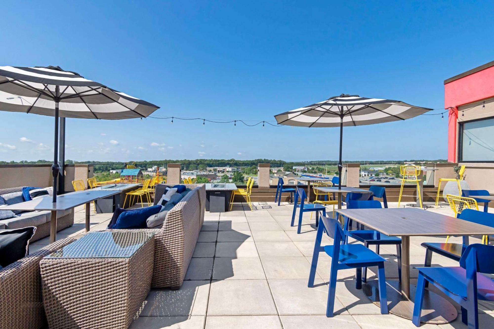 Best Western Plus Executive Residency Rigby'S Water World Hotel Уорнер-Робинс Экстерьер фото
