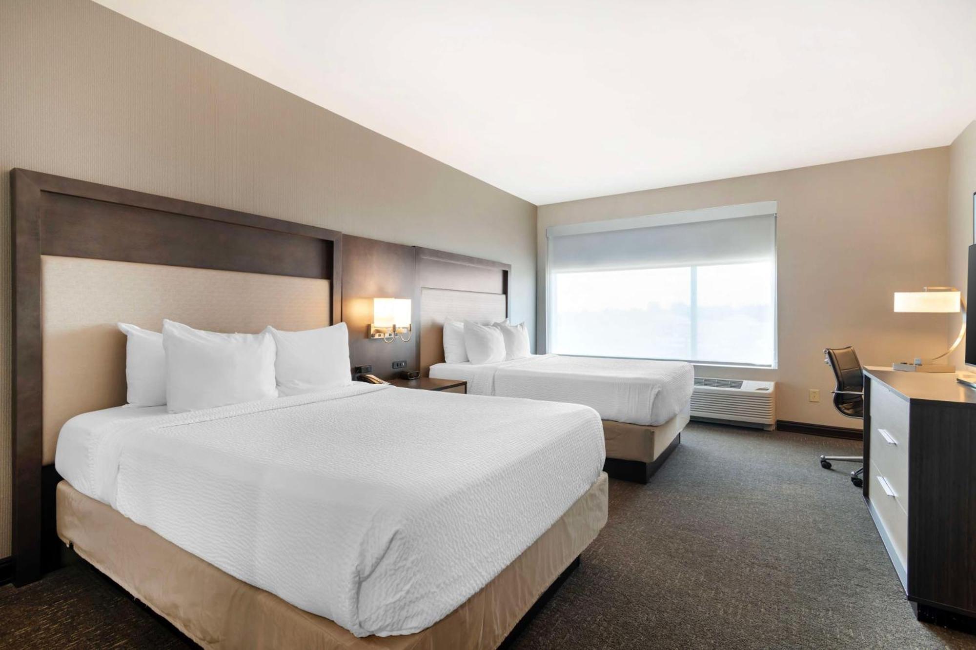Best Western Plus Executive Residency Rigby'S Water World Hotel Уорнер-Робинс Экстерьер фото